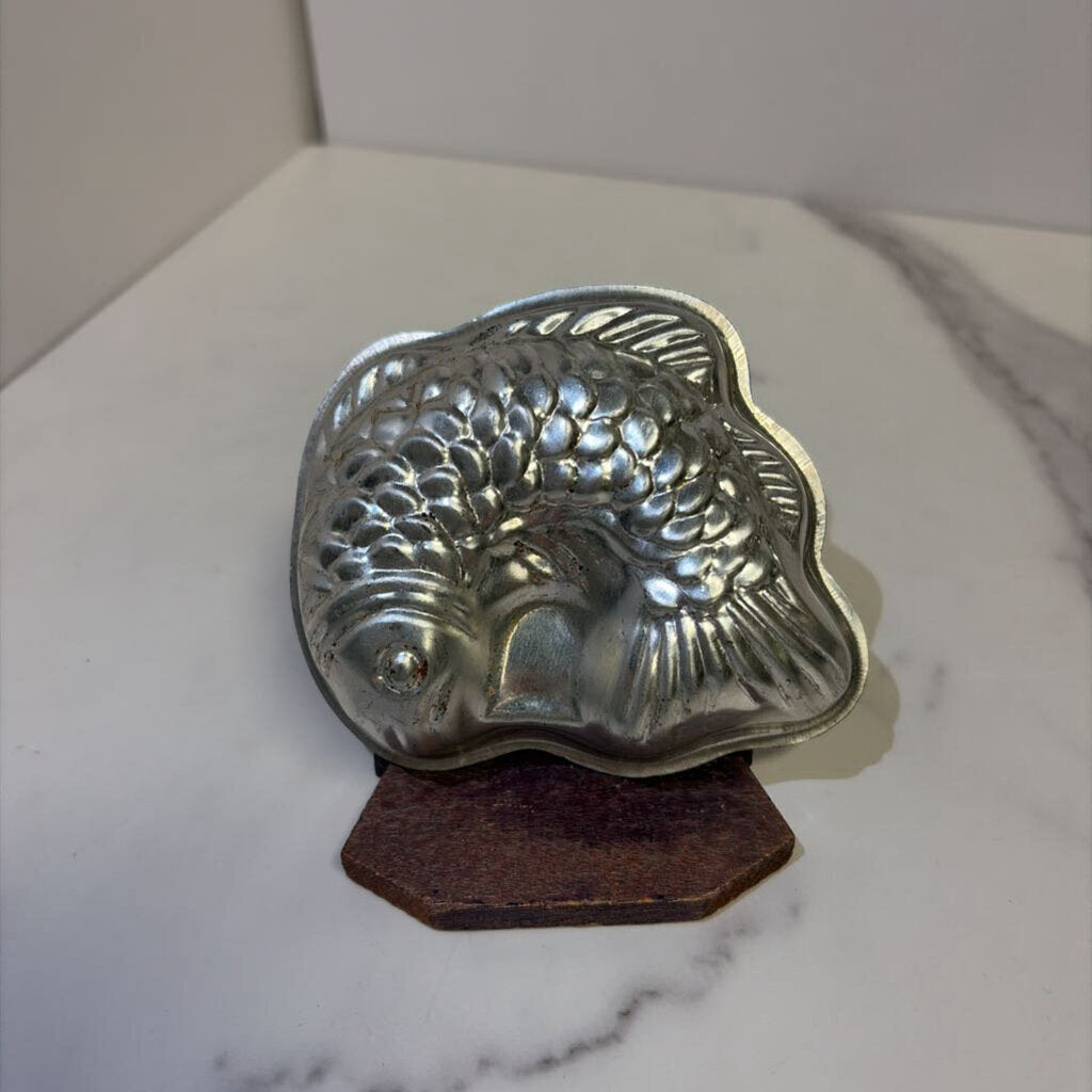 Silver Fish Baking Mold