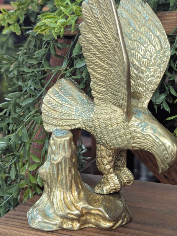 Vintage brass eagle 5"W x 6"H