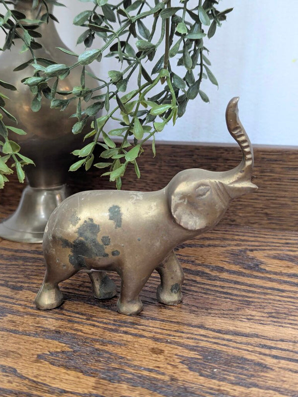 Vintage brass elephant 4-1/2"W x 6"H