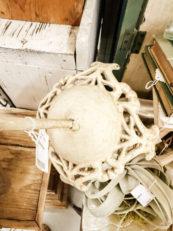 Metal hat stand
