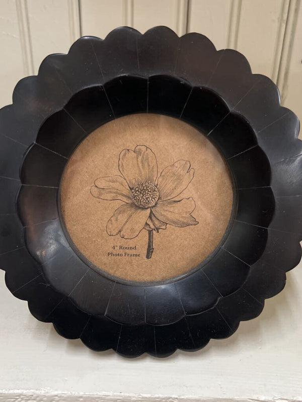 Petal Round Frame, Black Resin - 4 Inch