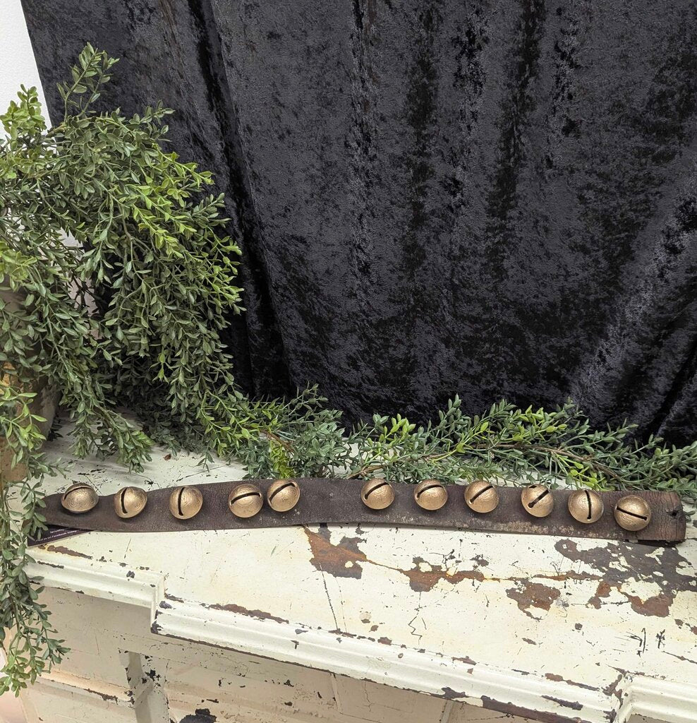 Vintage sleigh bells on leather strap, 11 bells