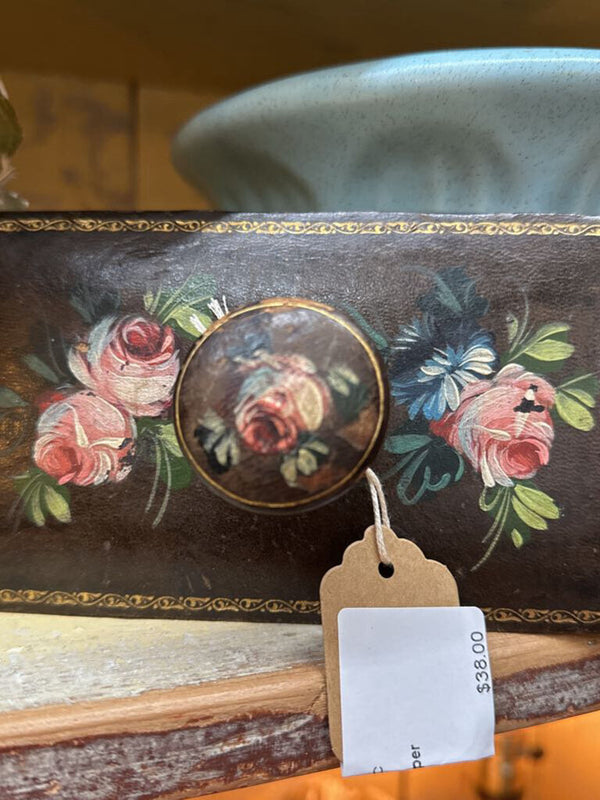 Floral letter stamper