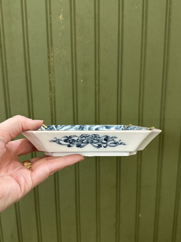 Blue Flying Dragon Dish