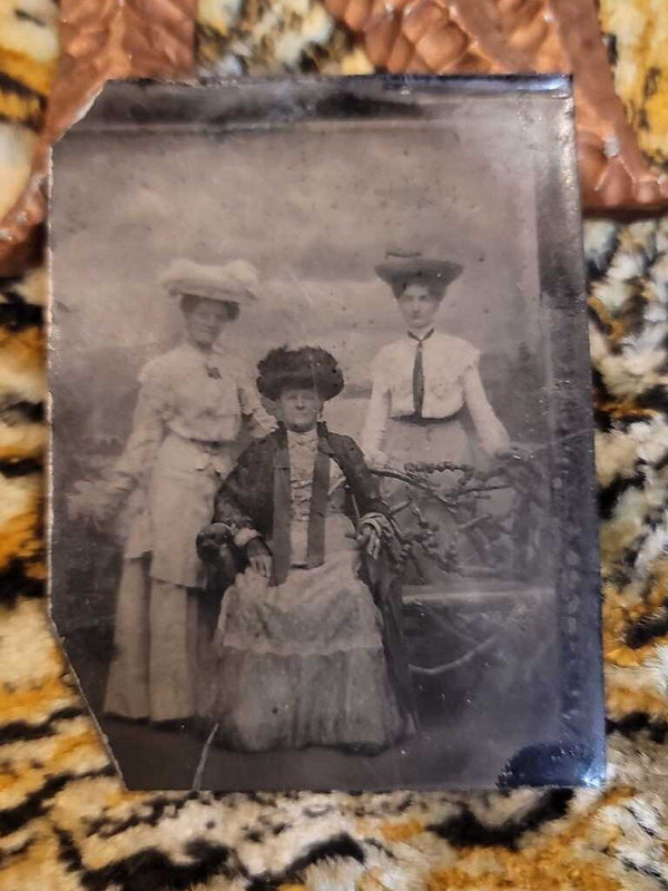 Antique Tin Photo 3 ladies