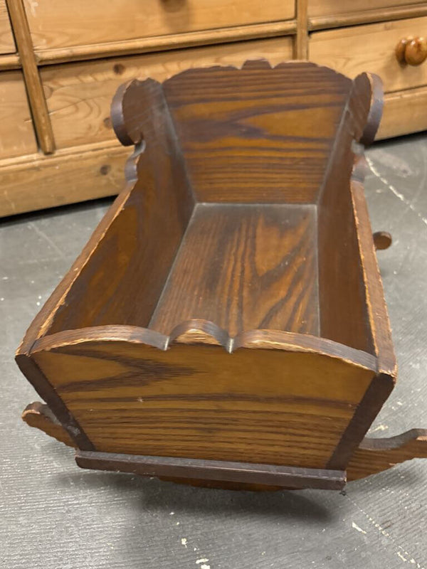 Scalloped Doll Cradle