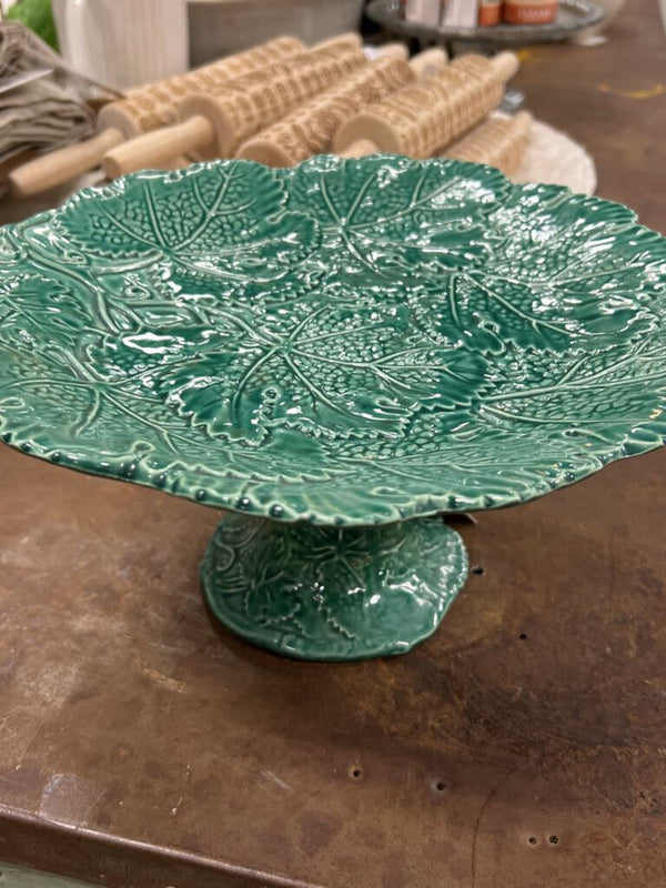 green leaf stand