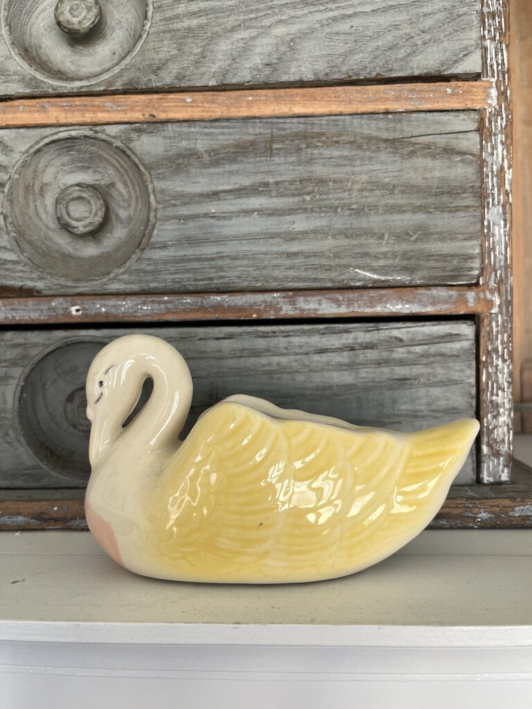 Vintage swan planter