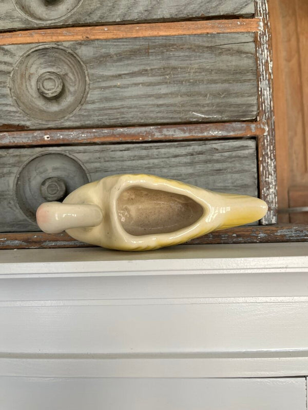 Vintage swan planter