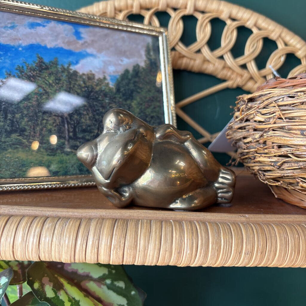 #292 Brass Laying Frog