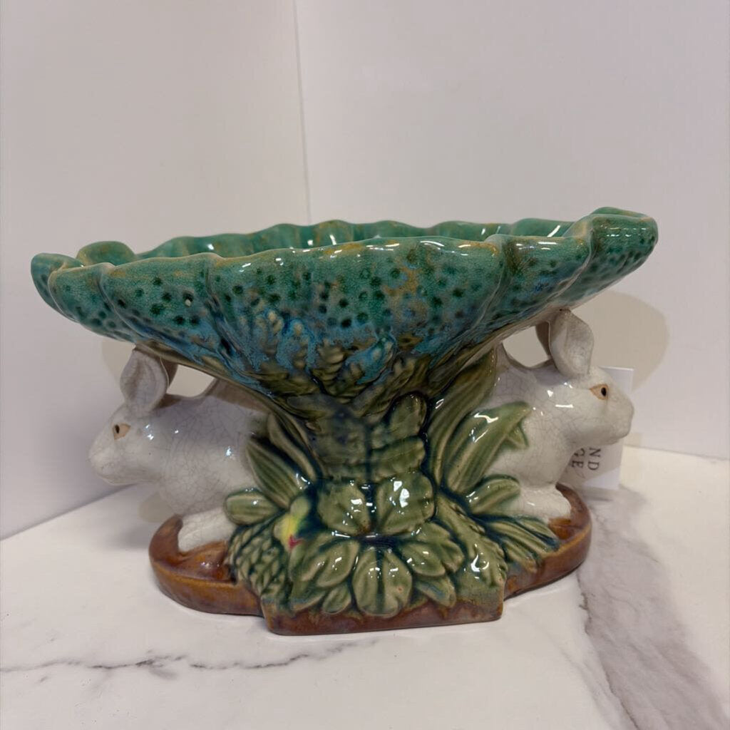 double sided rabbit footed bowl