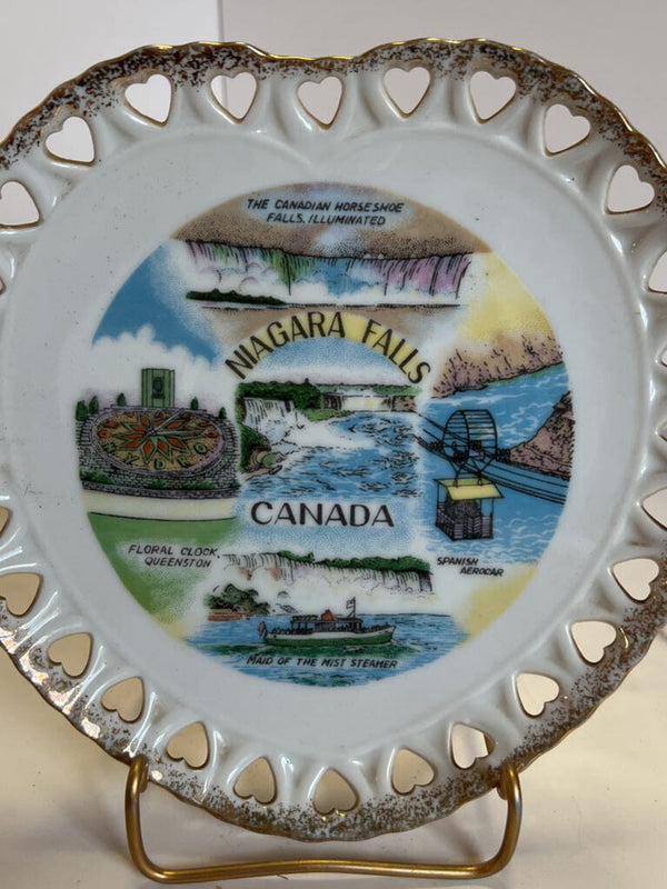 Heart-Shaped Souvenir Plate - Niagara Falls