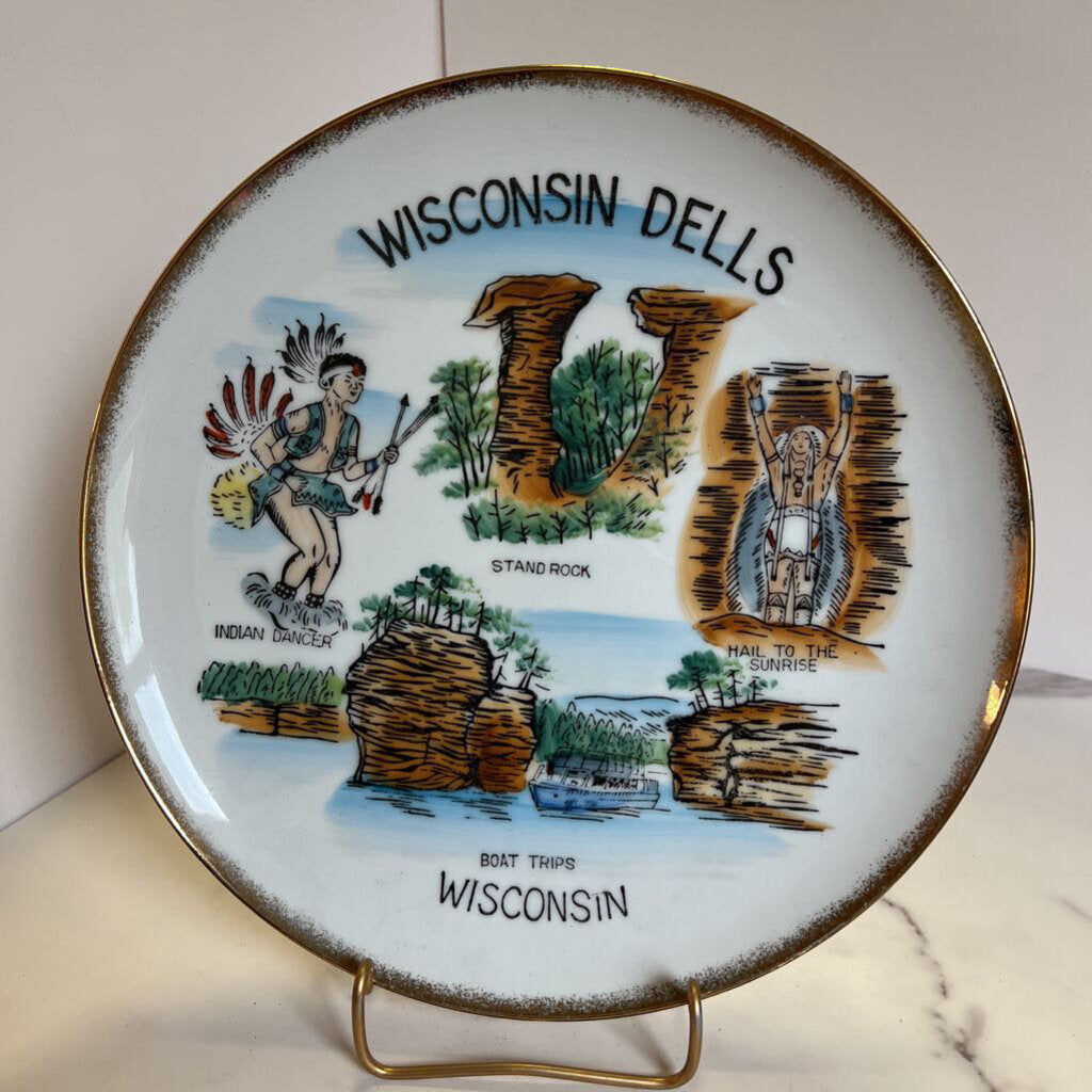 Souvenir Dinner Plate - Wisconsin Dells
