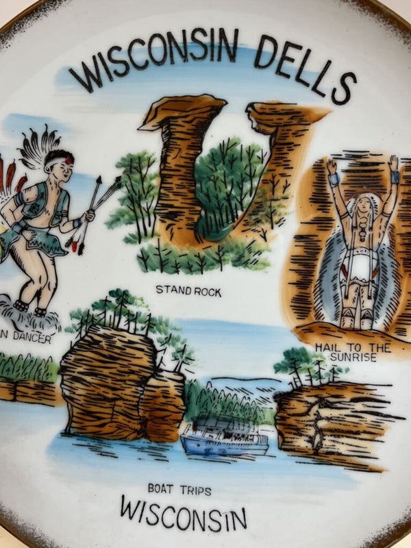 Souvenir Dinner Plate - Wisconsin Dells