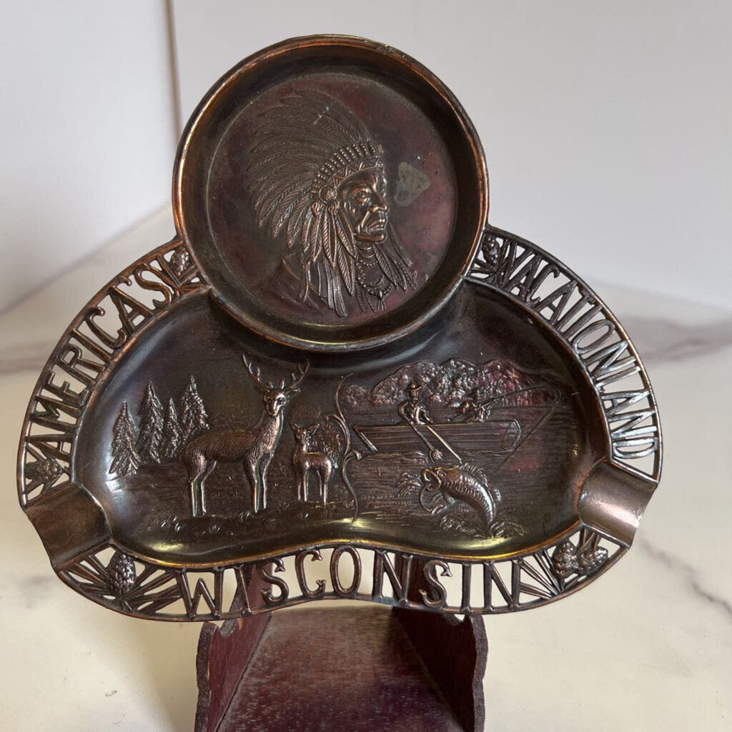 Wisconsin Ashtray - Indian & wildlife