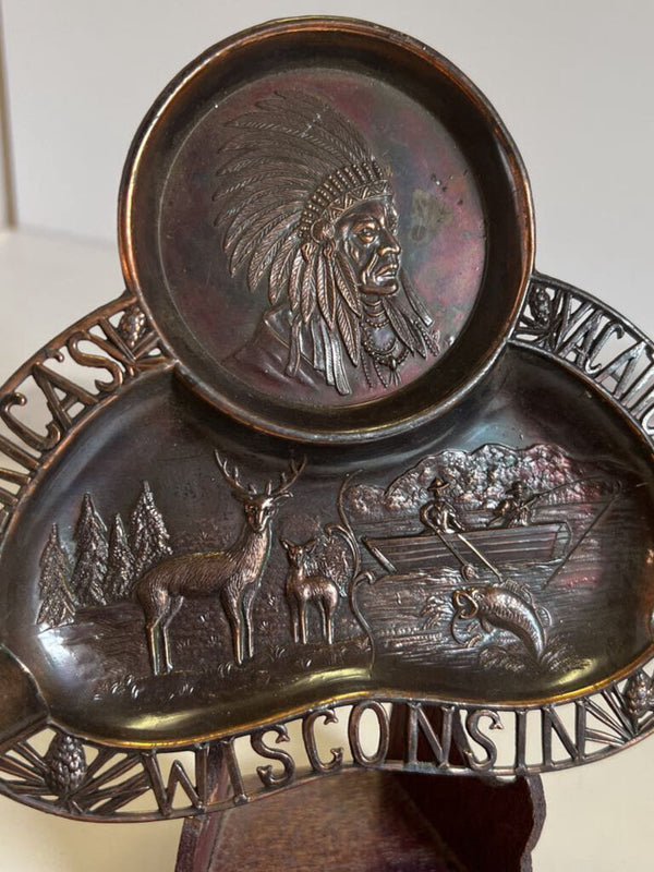 Wisconsin Ashtray - Indian & wildlife