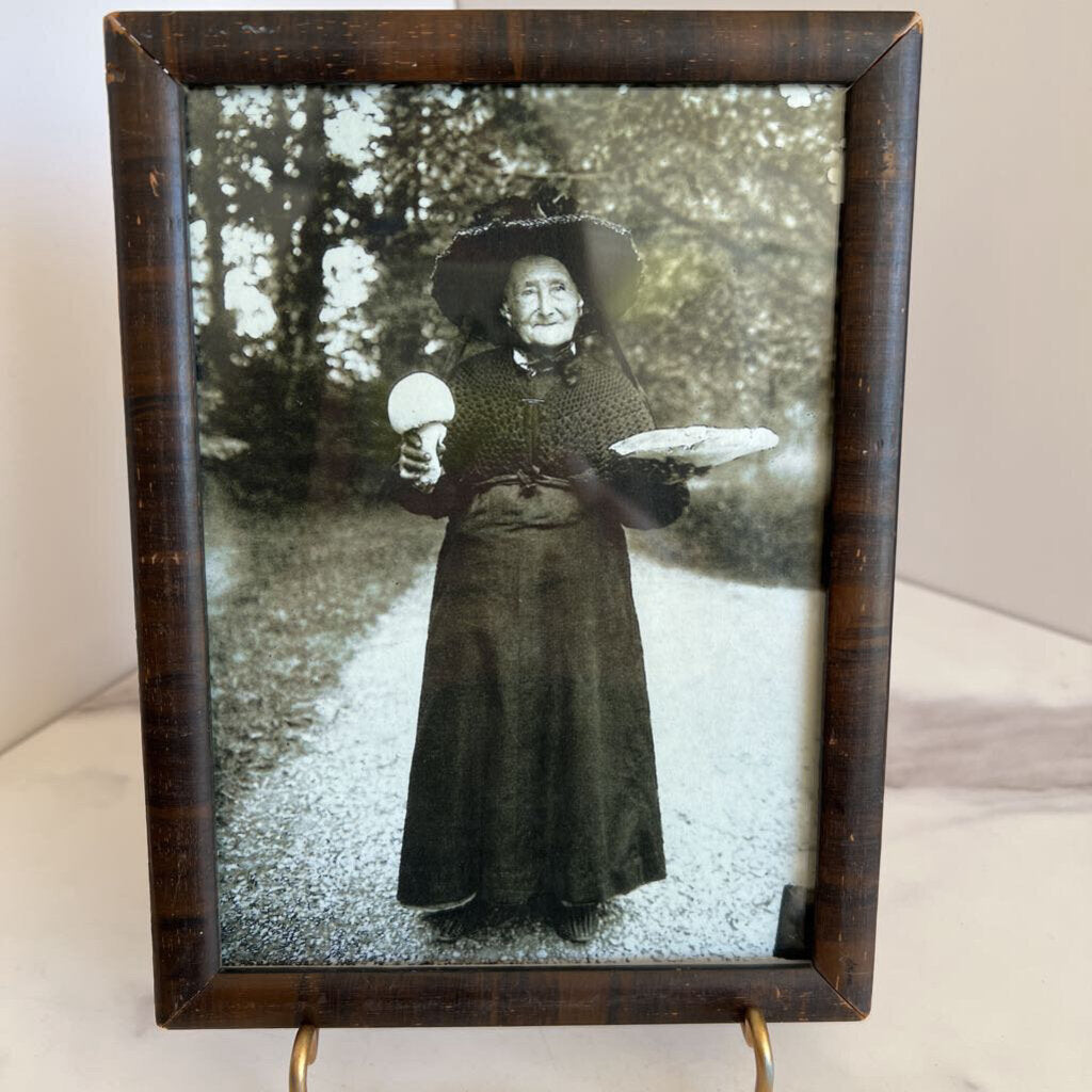 black and white witchy woman photo