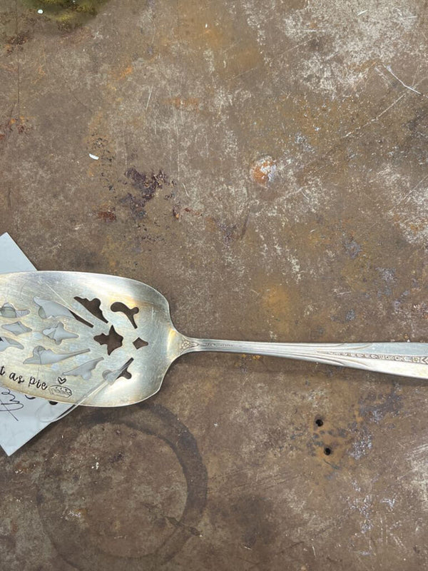 Vintage Stamped Pie Server Style 3
