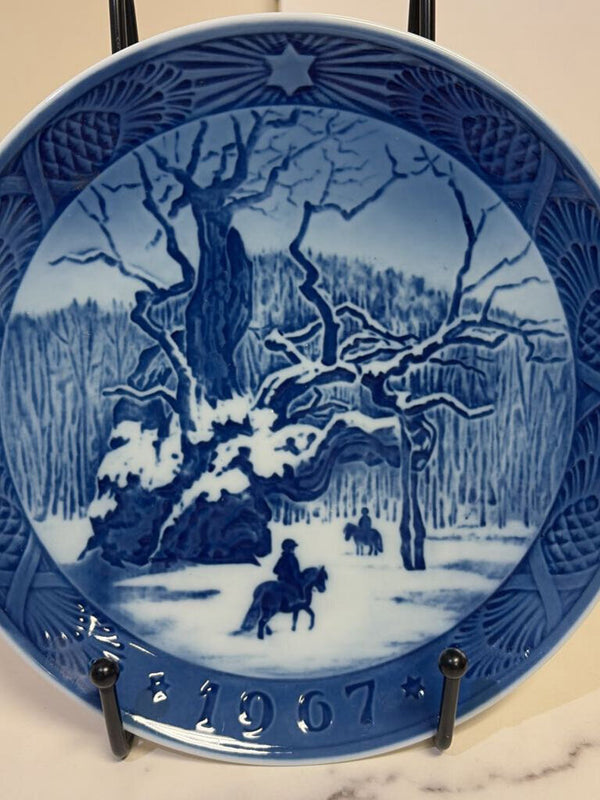 Blue Transferware plate featuring a scene from 1967