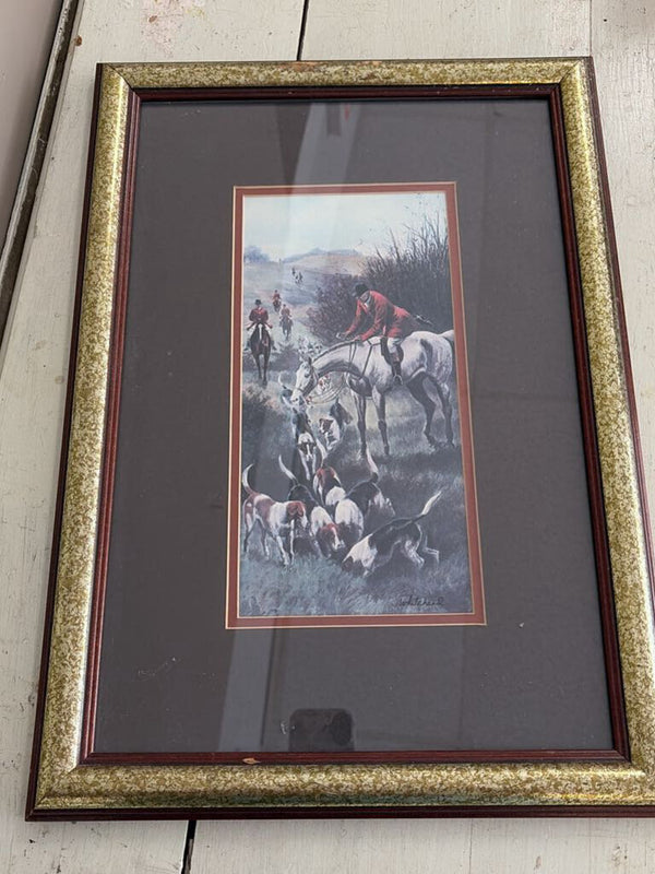 Vertical hunt scene - Grey Horse