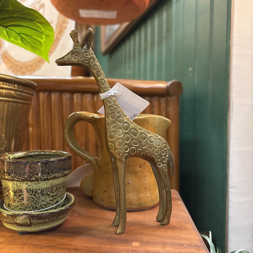 #484 Brass Giraffe