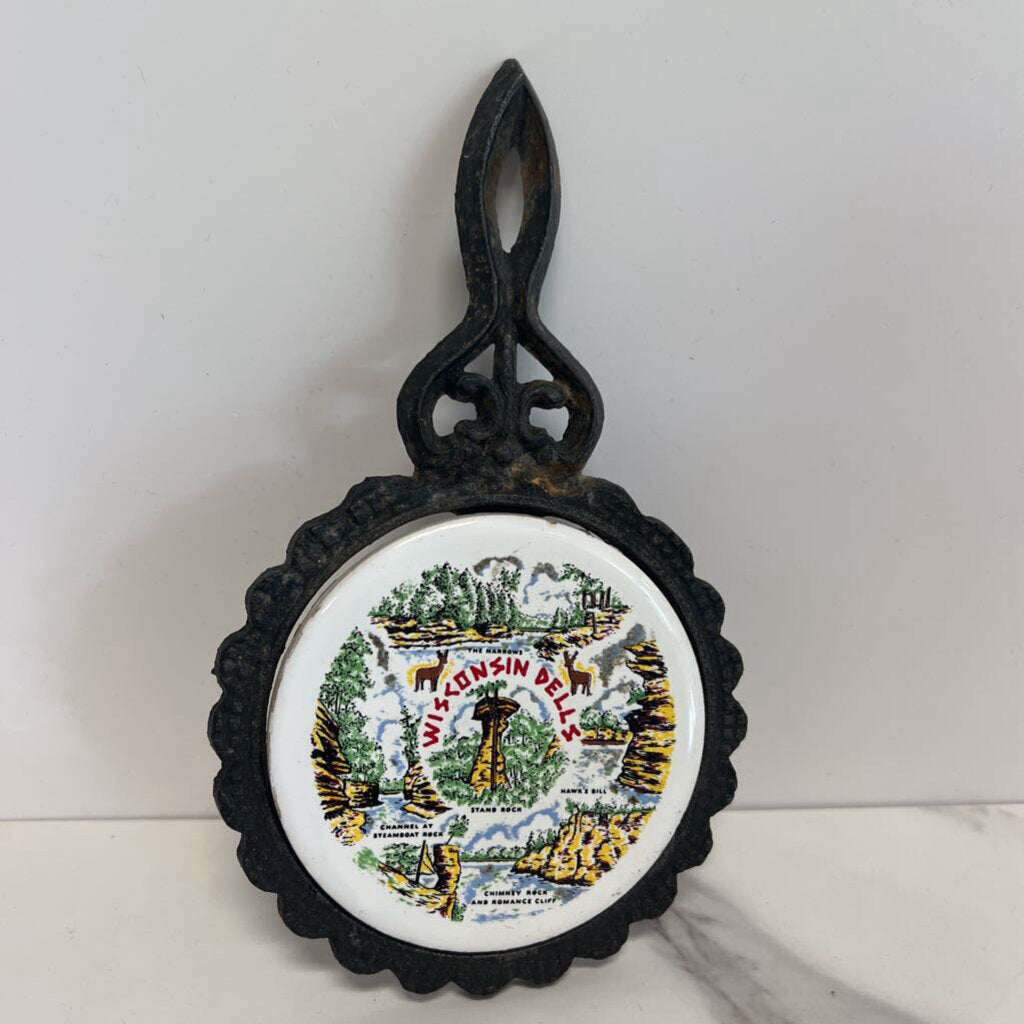 Wisconsin Dells Cast Iron Trivet with souvenir tile