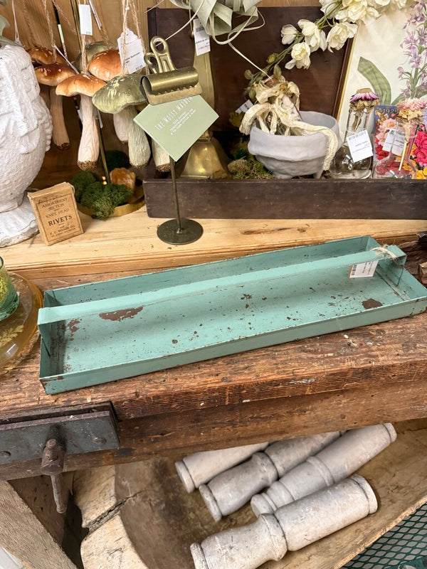 Robin’s egg blue tool tray