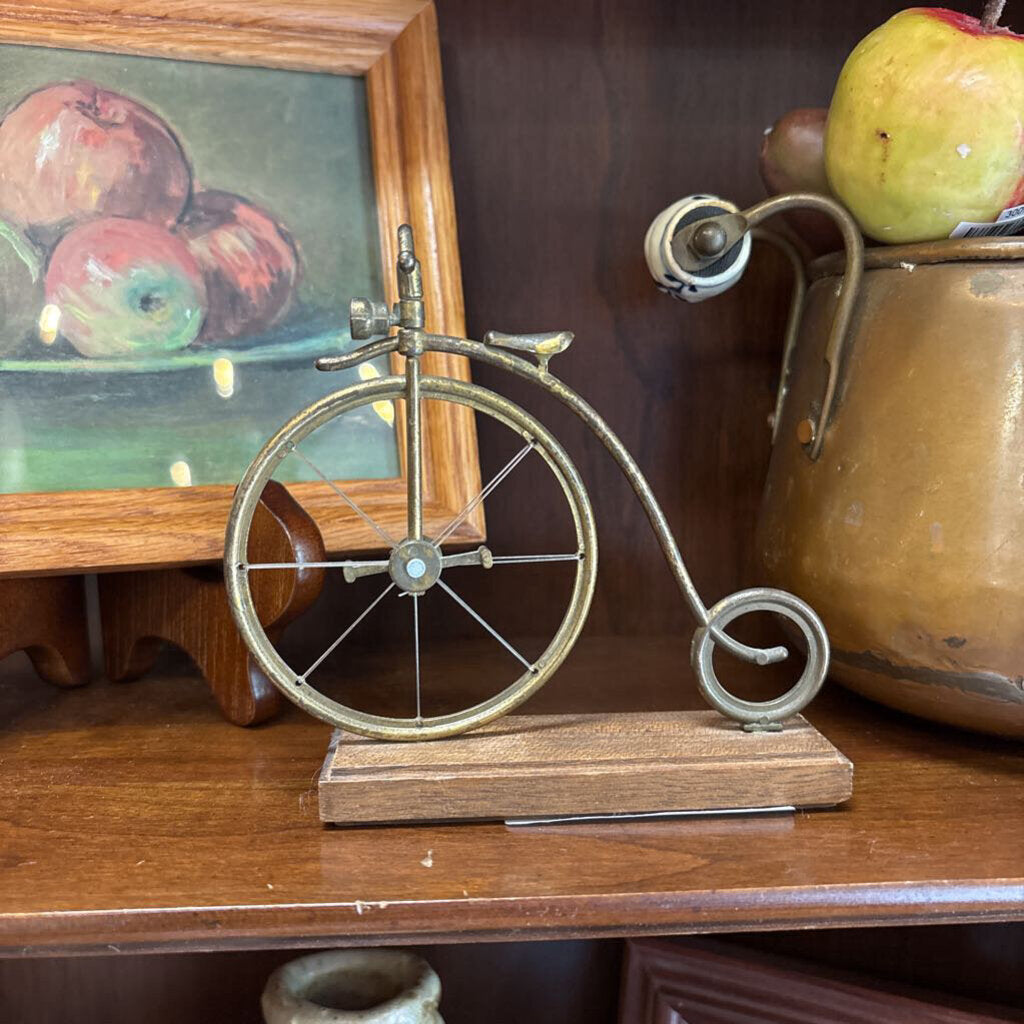 #541 Metal Bike on Wood Plaque - Made in Italy