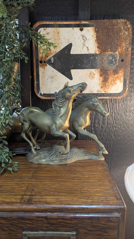 Vintage solid brass running wild horses, Korea
