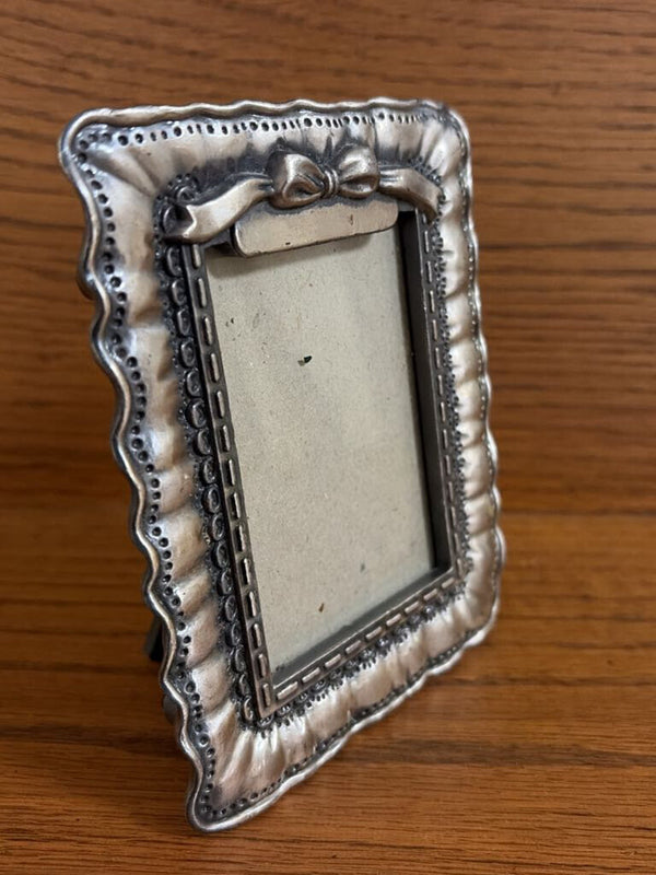 vintage silver bow frame