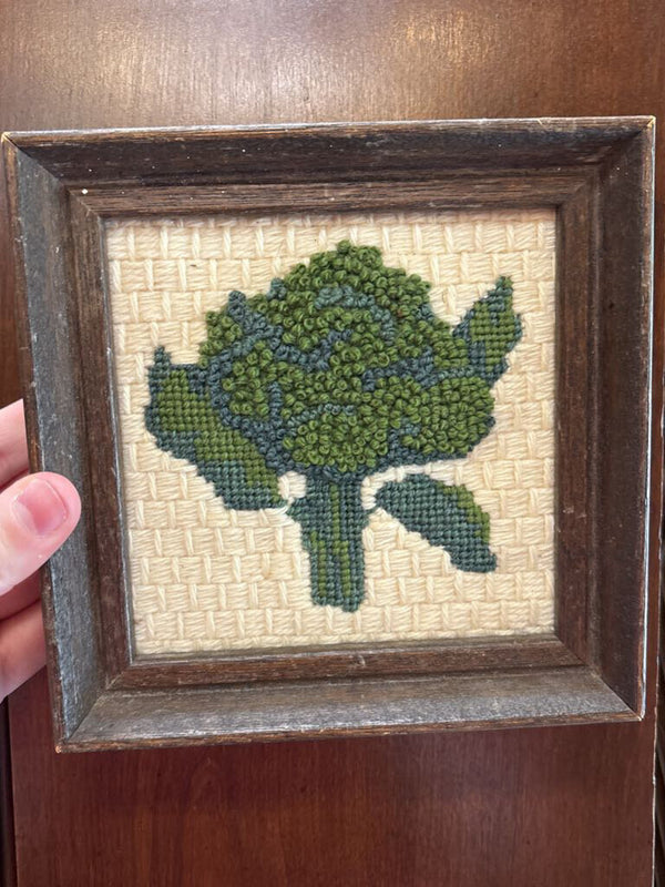 #602 Broccoli Needlepoint