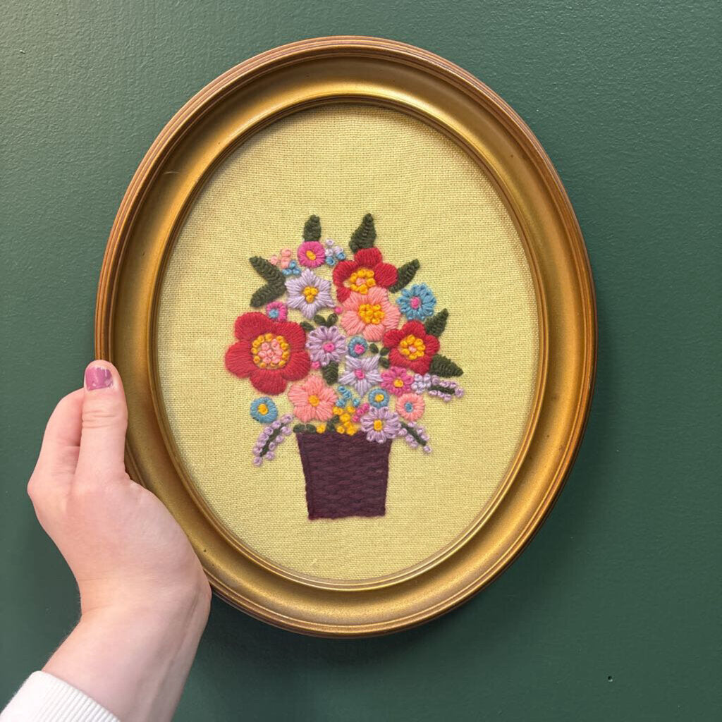 #606 Gold Framed Oval Floral Bouquet Needlepoint