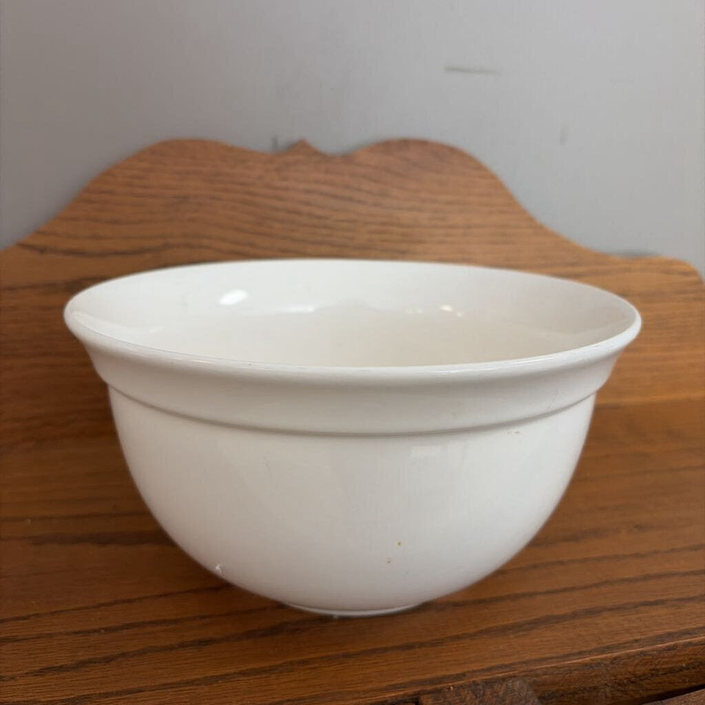 white bowl