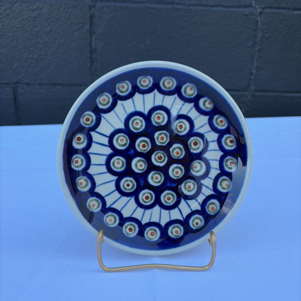 small circle and line patterned Polish pottery plate