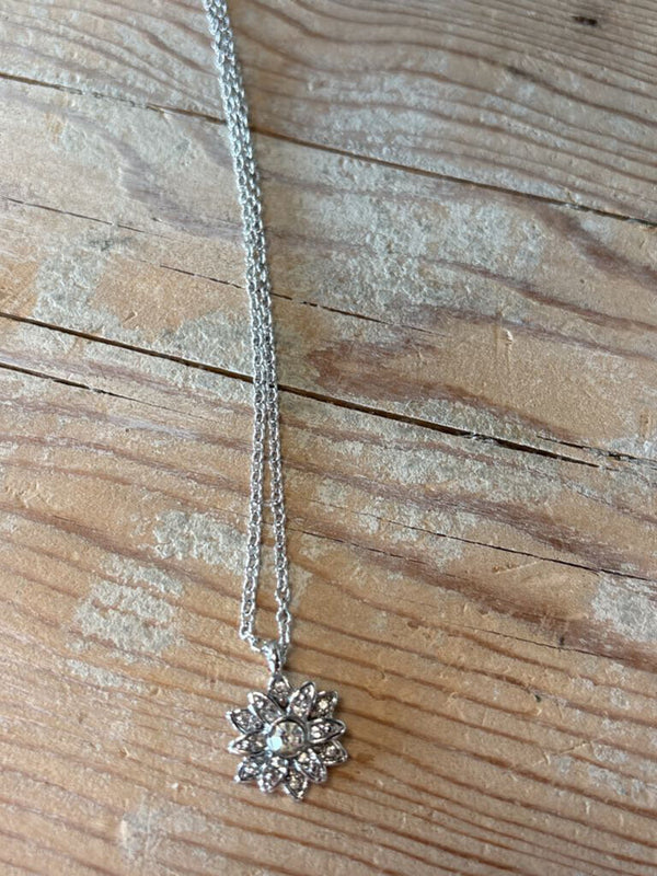 Simple Necklace