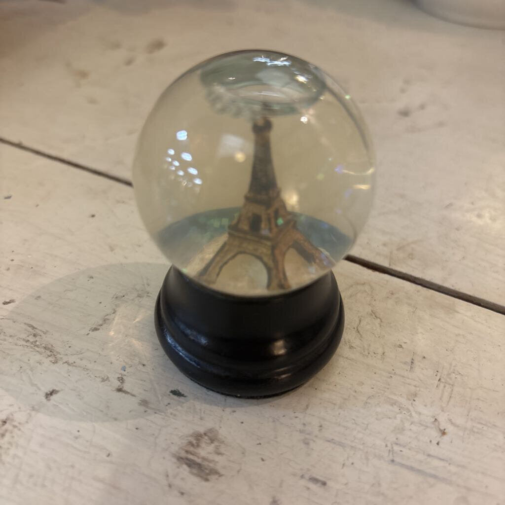 Little Eiffel Tower Globe
