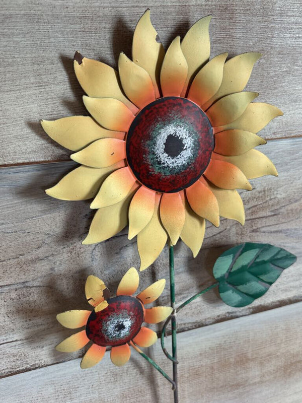 Weathered Garden Sunflower Stake